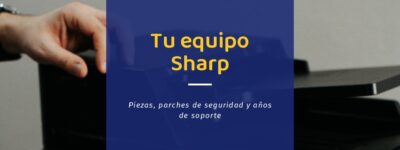 Una persona maneja el panel de una multifunción de oficina